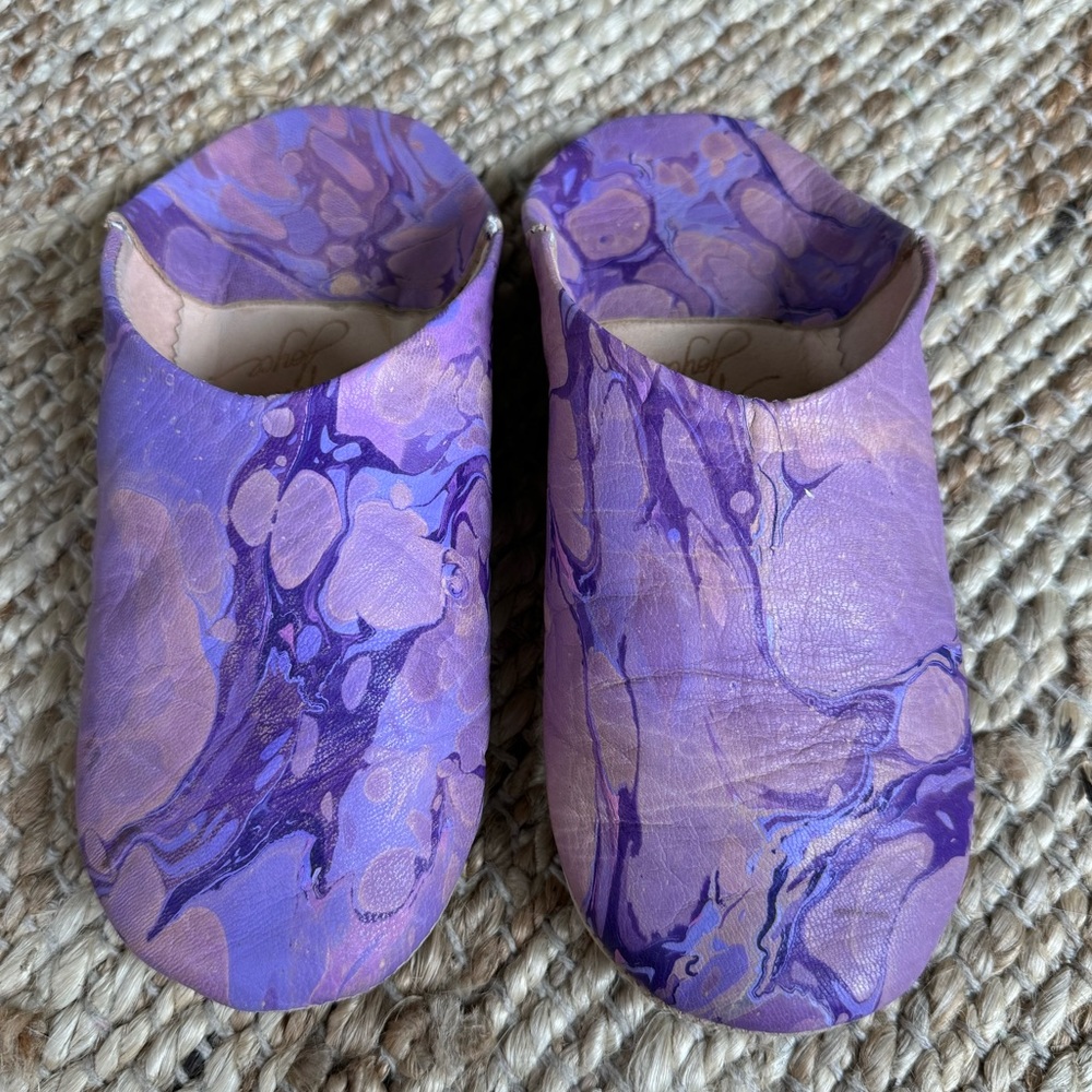 Anna Joyce handmade marbled leather babouche slippers